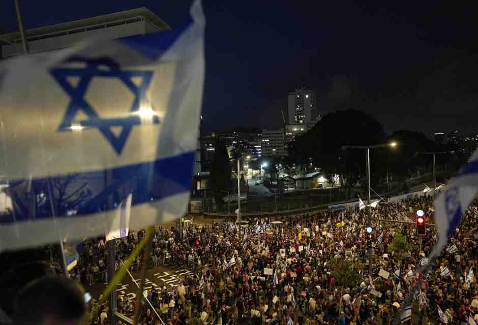 “Ricordate i roghi nazisti di Einstein e Freud”. Nobel, storici e scrittori a difesa di Israele