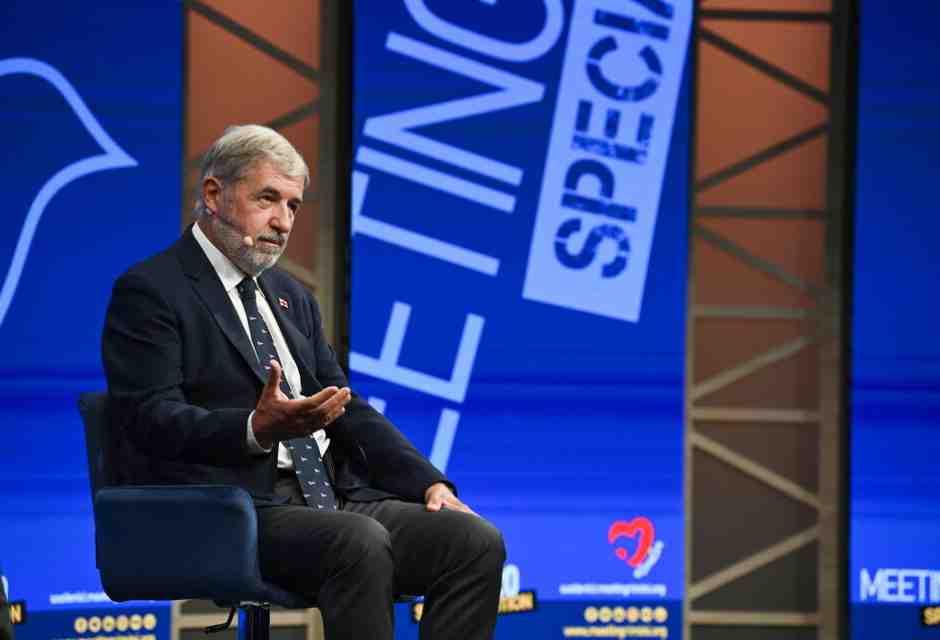 Il moralizzatore se la passa male. Dalla Liguria ai famosi castigamatti scatta la legge del contrappasso