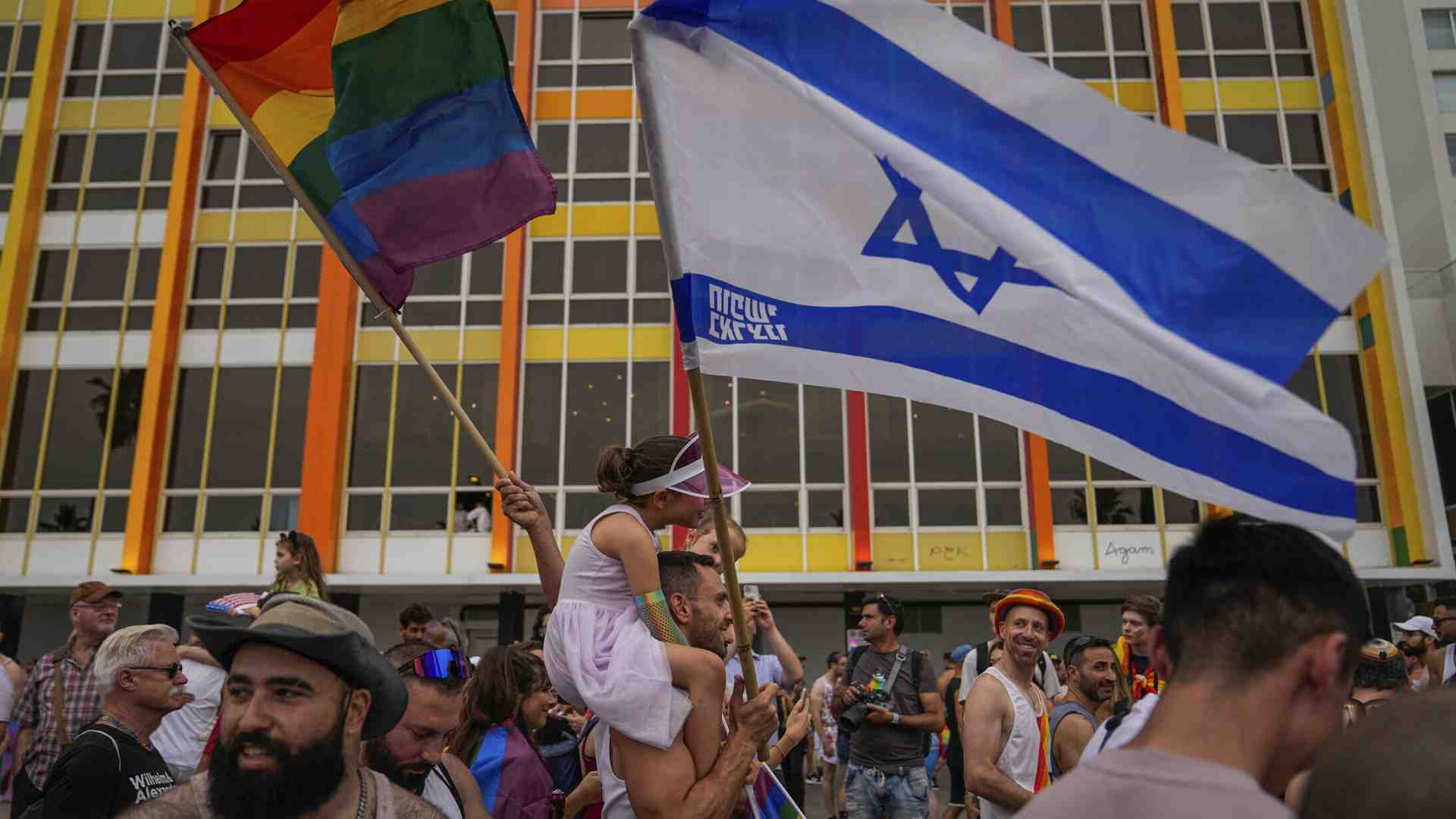 L’Internazionale lgbt caccia Israele, unico rifugio dei gay palestinesi in fuga dalla sharia