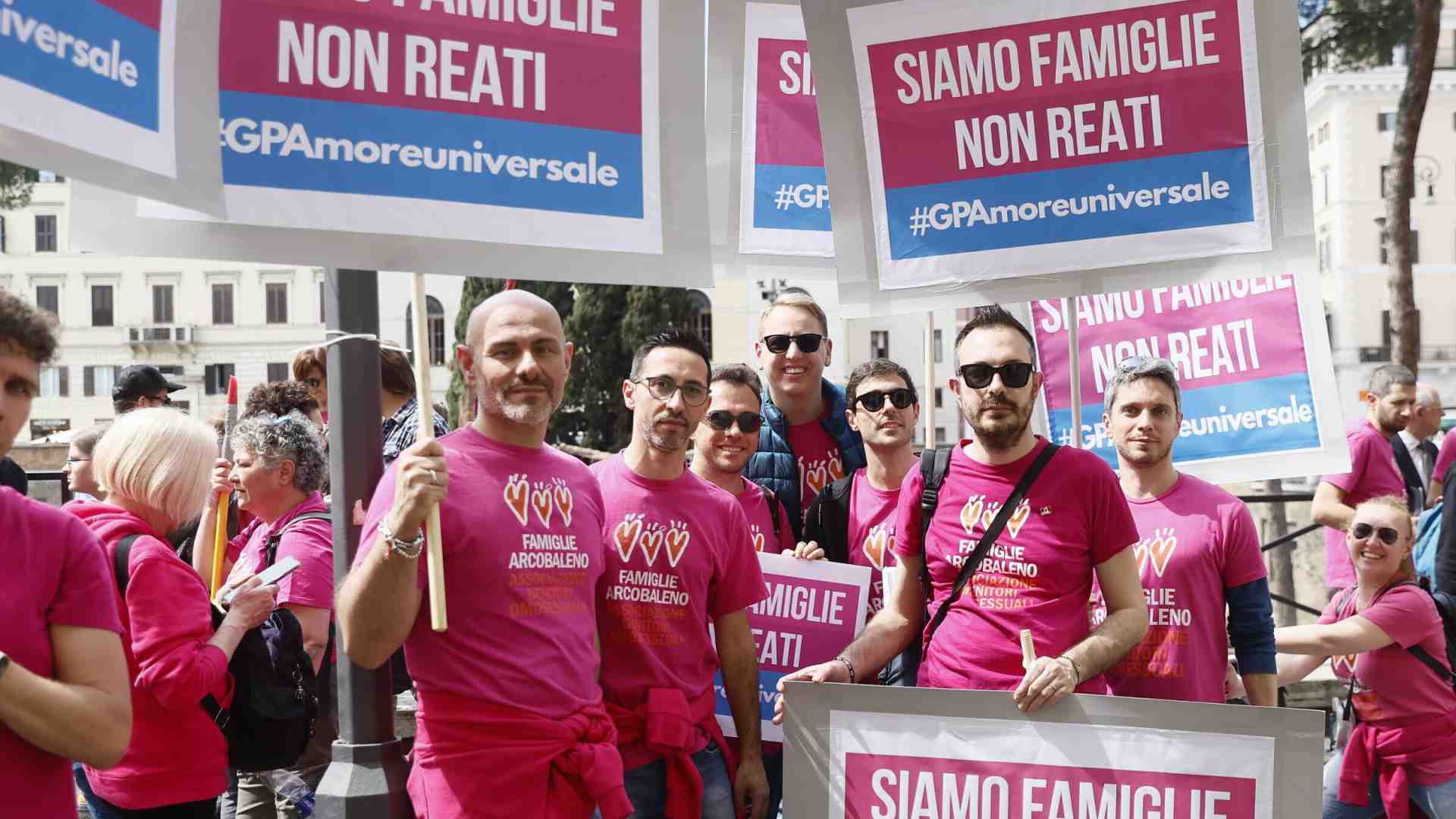 Il dilemma dei medici sulla maternità surrogata va affrontato senza censure