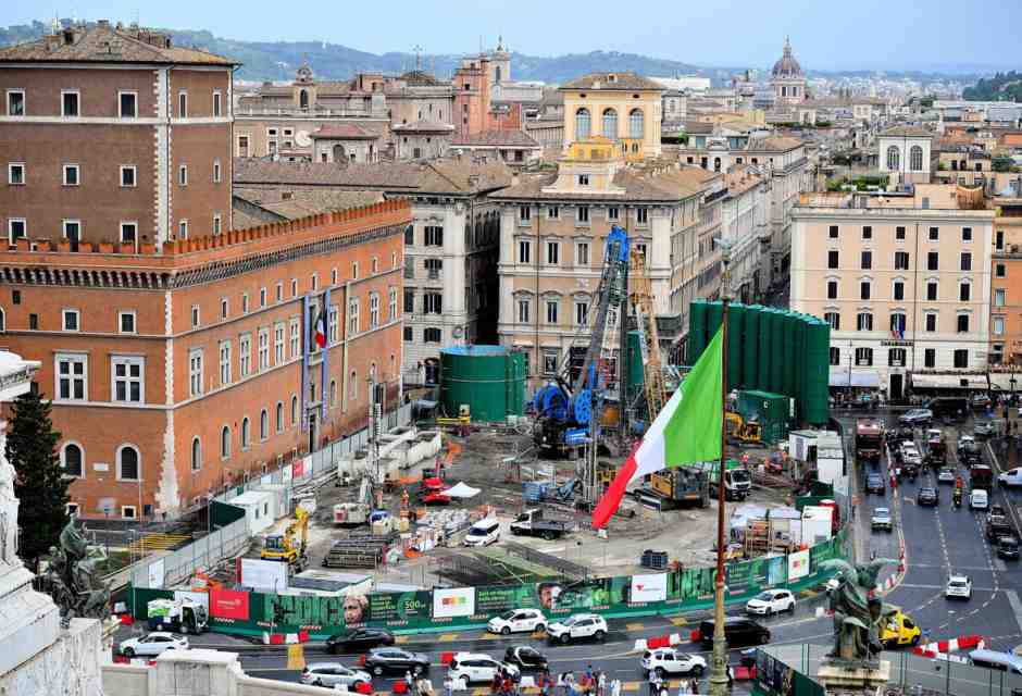 Gualtieri chiama Meloni: “Salvare la metro C"