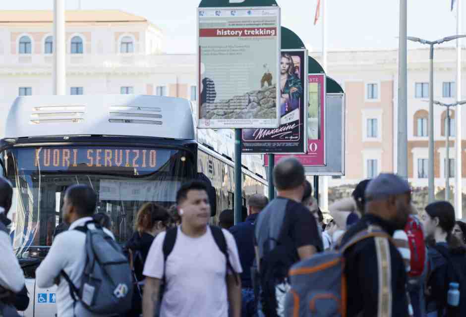 Oggi lo sciopero del trasporto pubblico locale. L'appello di Salvini: “Non paralizzate il paese”