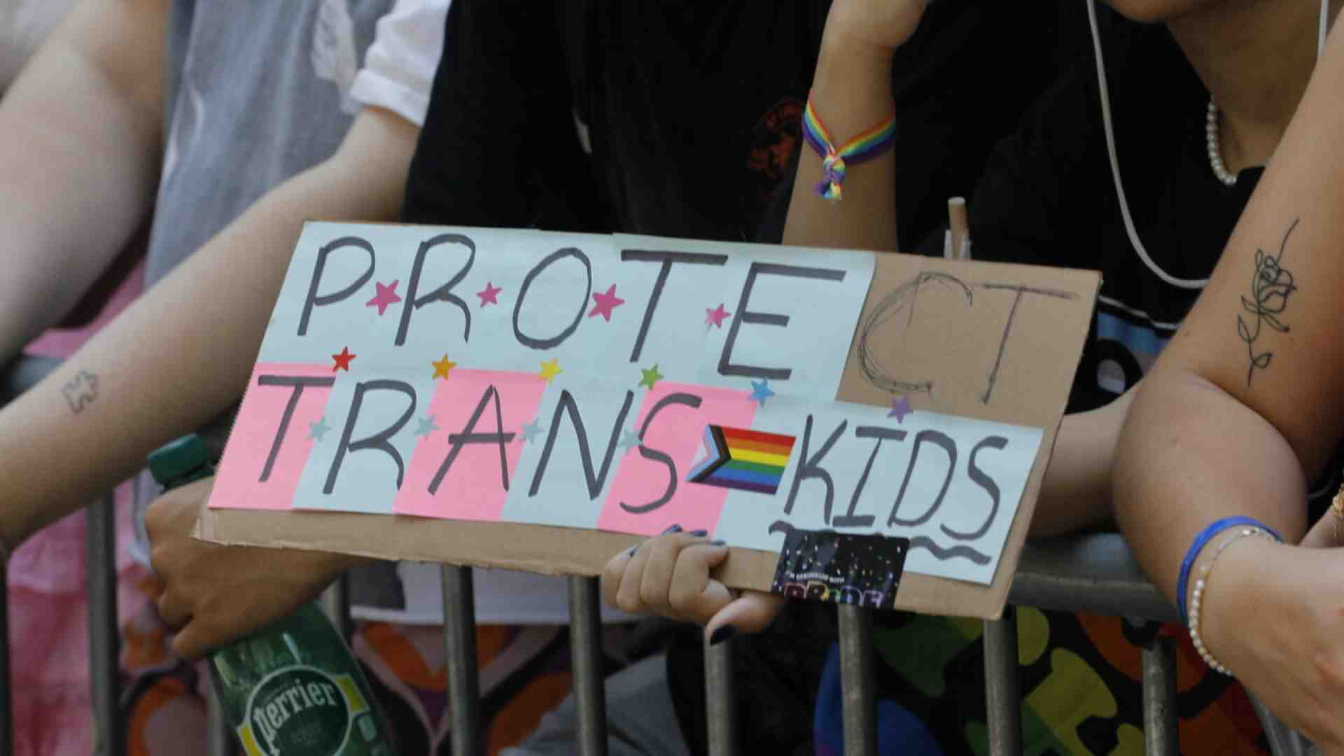 I bloccanti della pubertà fanno male e ora anche le certezze woke scricchiolano