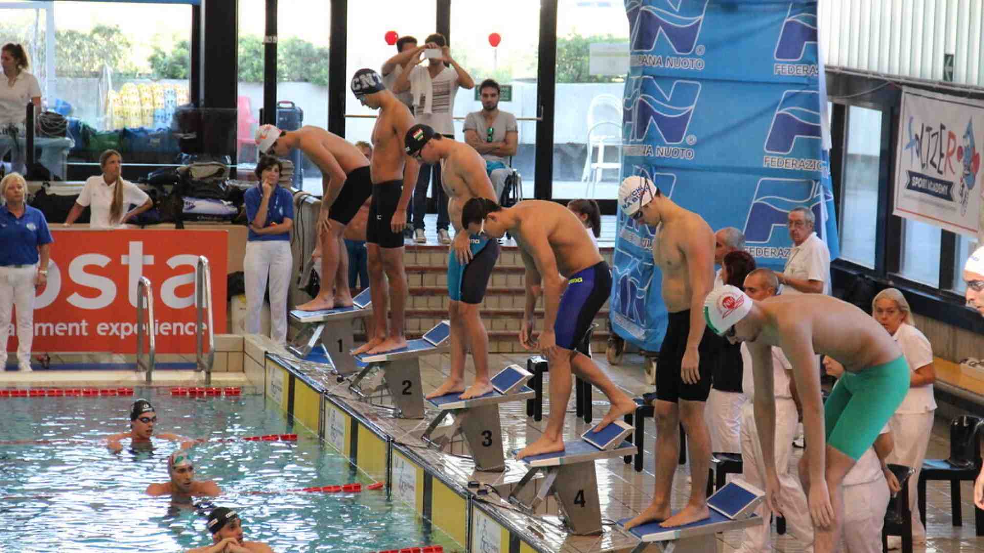 I 50 anni del trofeo di nuoto Nico Sapio, voce delle piscine e del calcio genovese