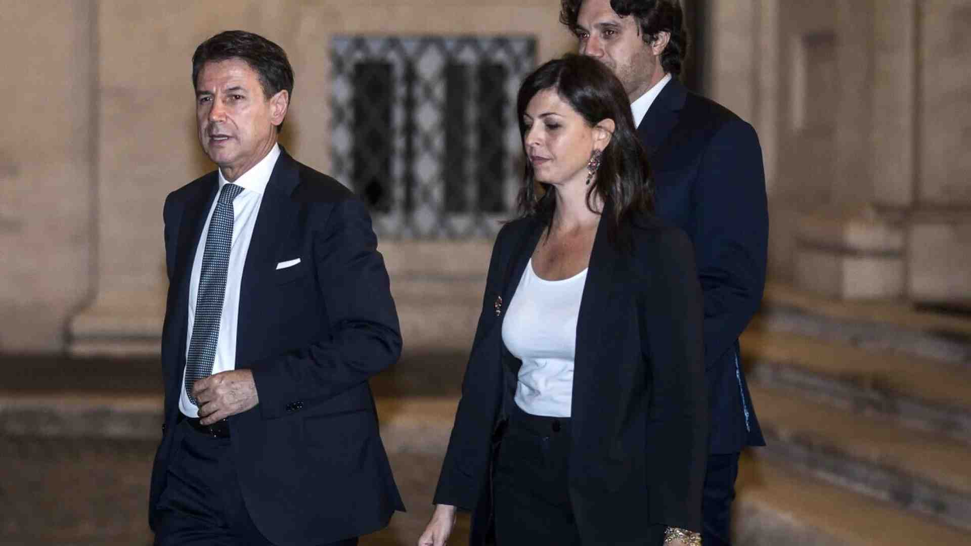 Il M5s dei “puri” fischietta sul grillino che in Rai ha provato a fare il furbetto