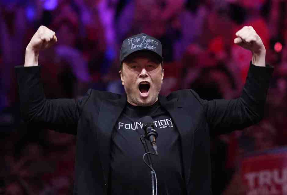 Musk contro le toghe sul caso migranti in Albania: "Devono andarsene". Il Csm risponde