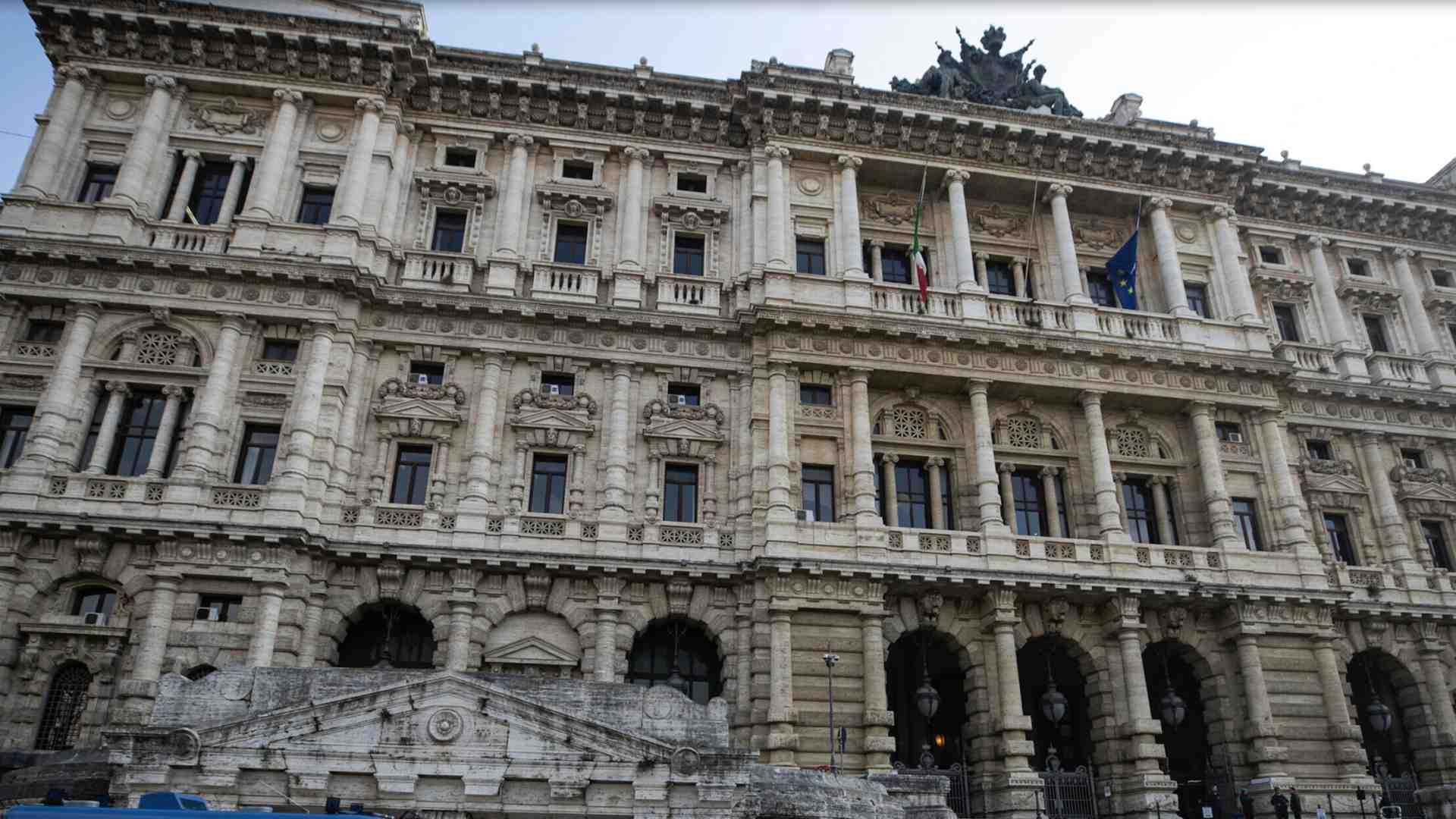 I giudici non sono monadi. A margine della questione albanese