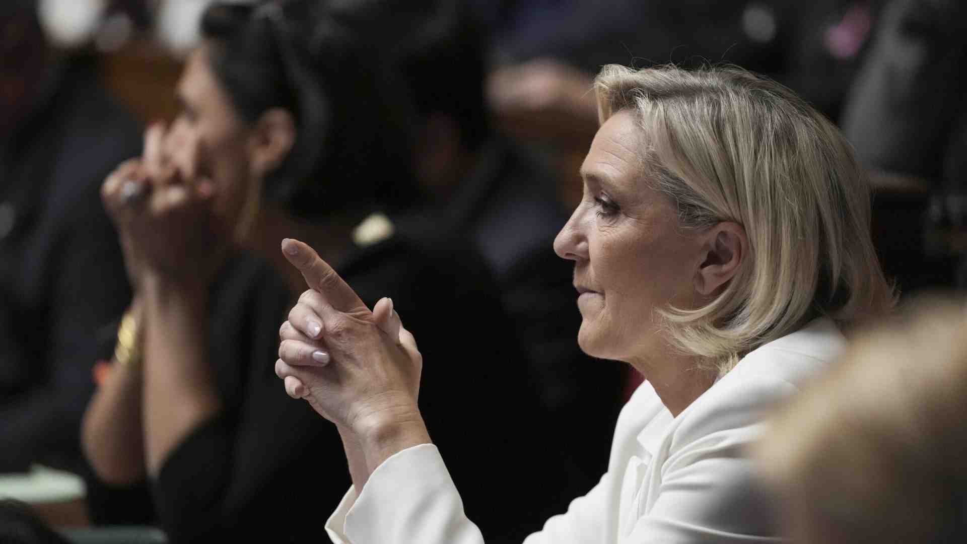 Perché Trump è ormai per Le Pen un modello ingombrante