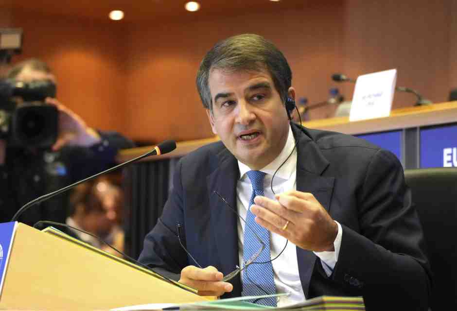 Buio Fitto a Bruxelles: il Pse vuole spingere Meloni verso la peggiore destra