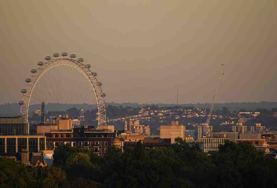 Pigra, fumosa e dark, Londra agli occhi del curiosissimo Paul Morand