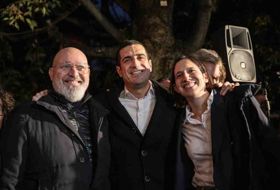 L'Emilia Romagna resta rossa: vince Michele De Pascale. Ma crolla l'affluenza