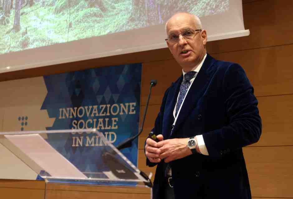 La crisi ricompatta le associazioni della moda