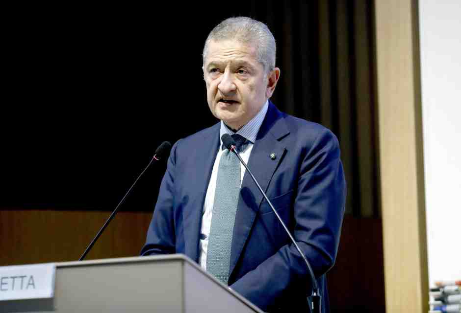 "L’Ue deve guardare avanti, ora basta politica monetaria restrittiva", dice Panetta