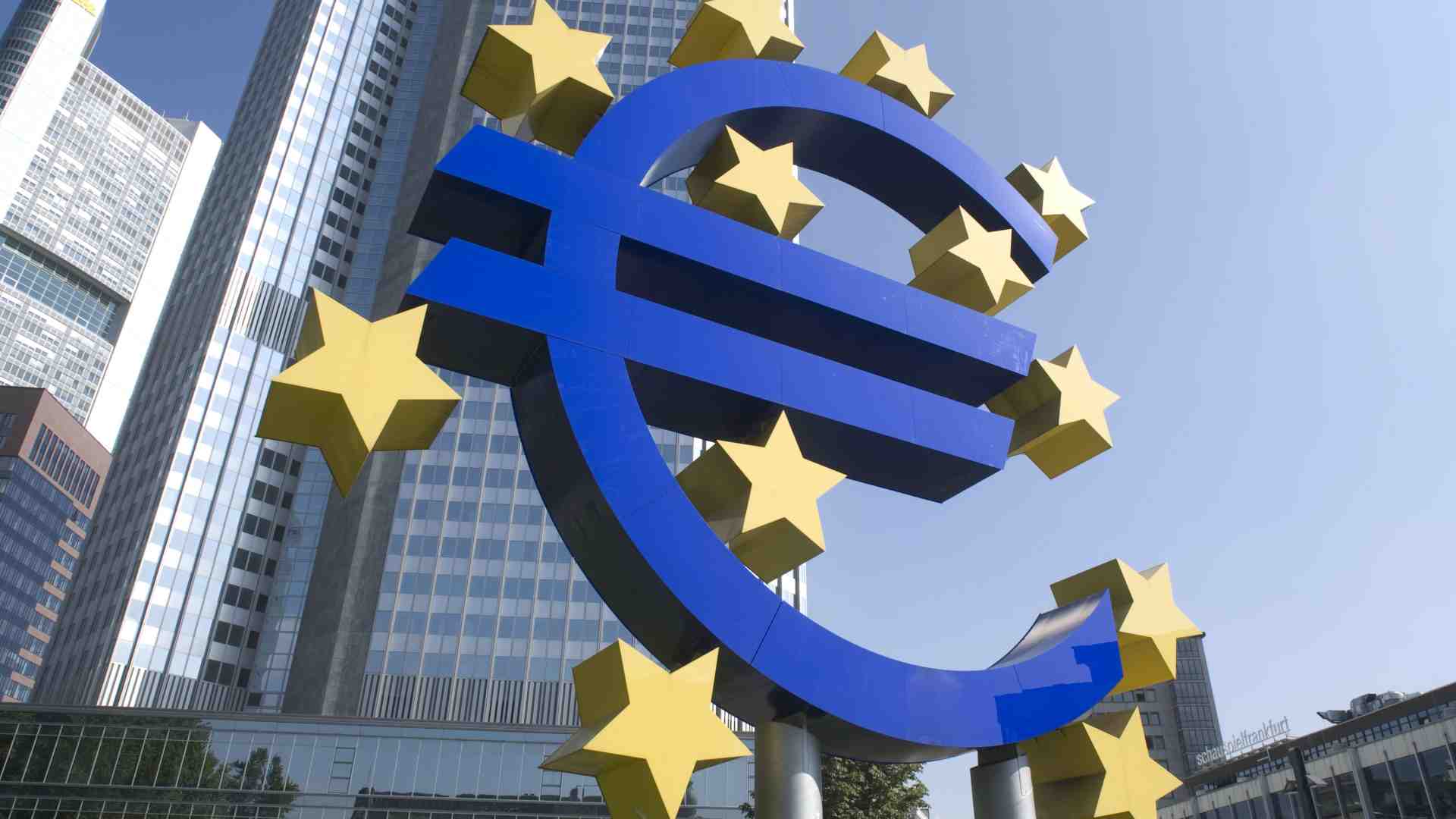Allarme Bce: tra rischio dazi e incertezze crescono i timori sul debito