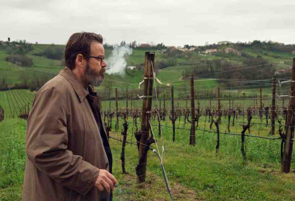 La compassata familiarità dell’ispettore Stucky di Giuseppe Battiston