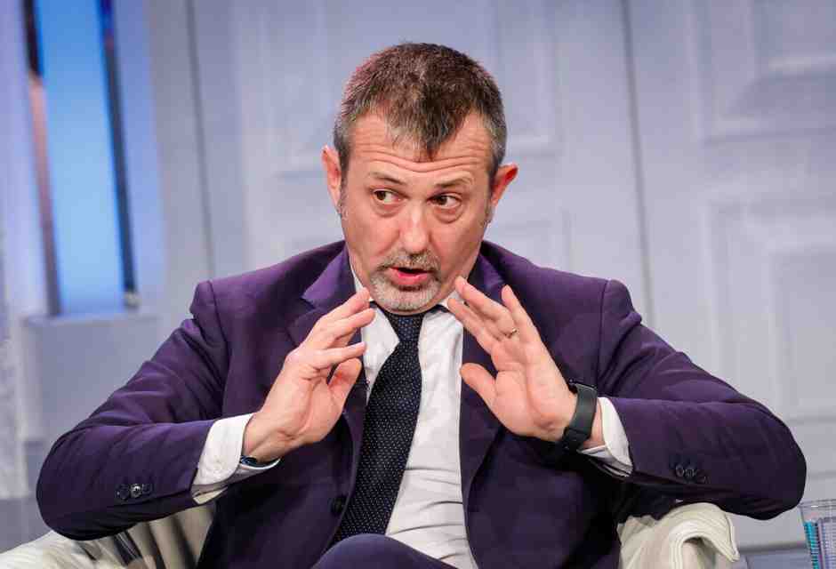 Delmastro non dovrebbe fare l'esperienza del carcerato, ma quella del carceriere