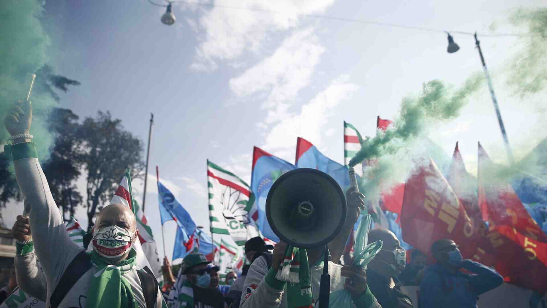 I 1.935 licenziamenti annunciati dalla Beko, un colpo al metodo Meloni-Urso