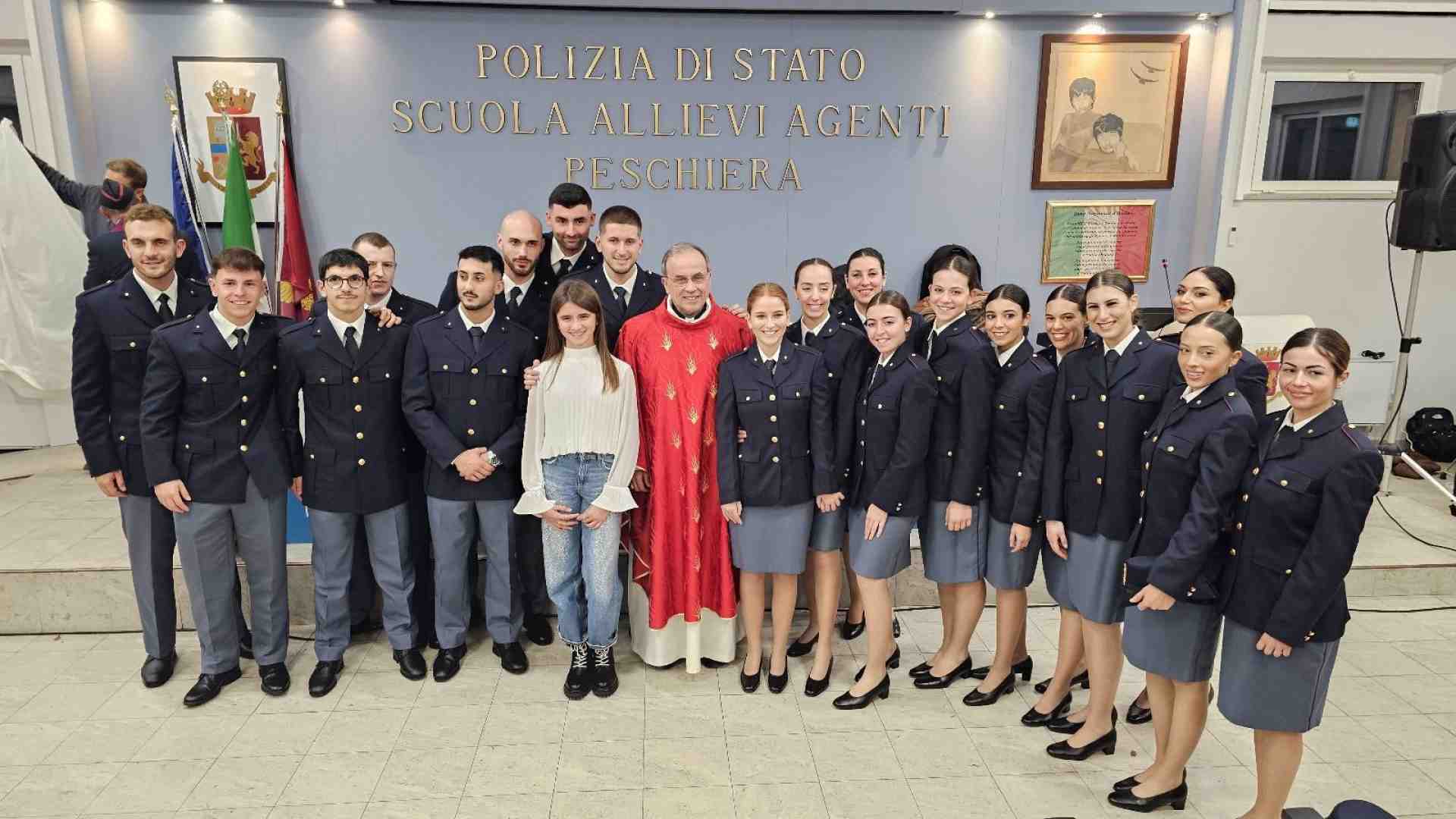 Cresime alla Scuola di Polizia di Peschiera