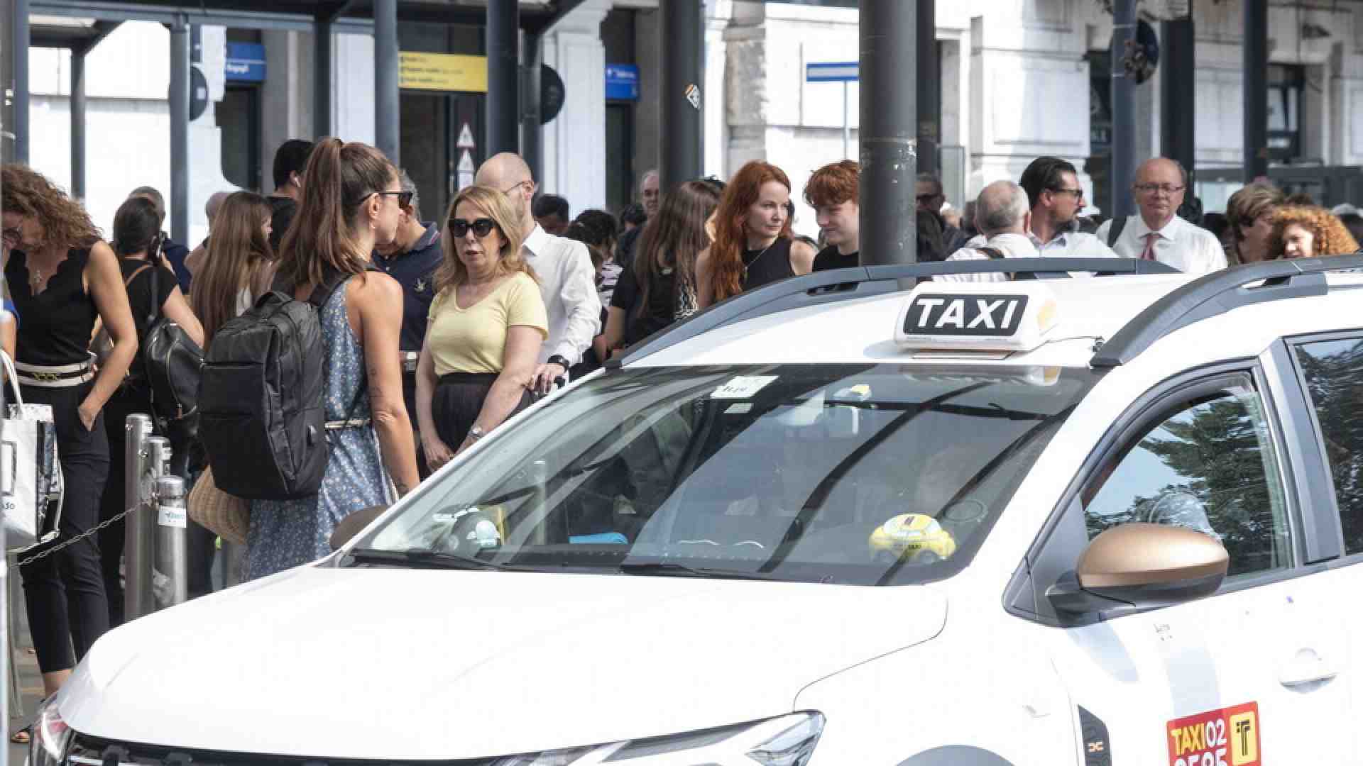 La Consulta boccia un’altra legge pro taxi: la libertà economica è un diritto