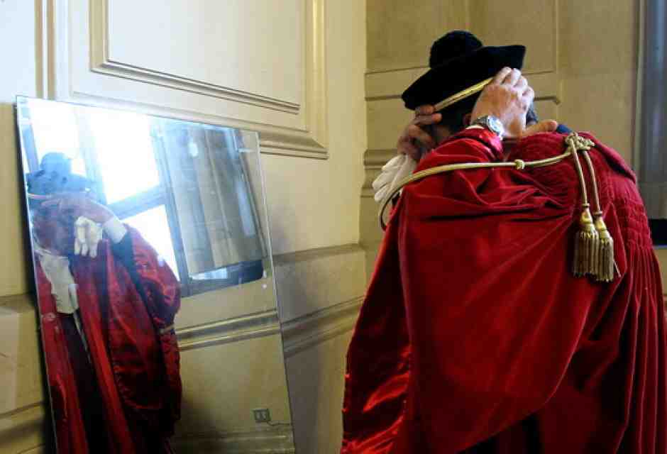 Cercasi separazione dei poteri (non alla Musk)