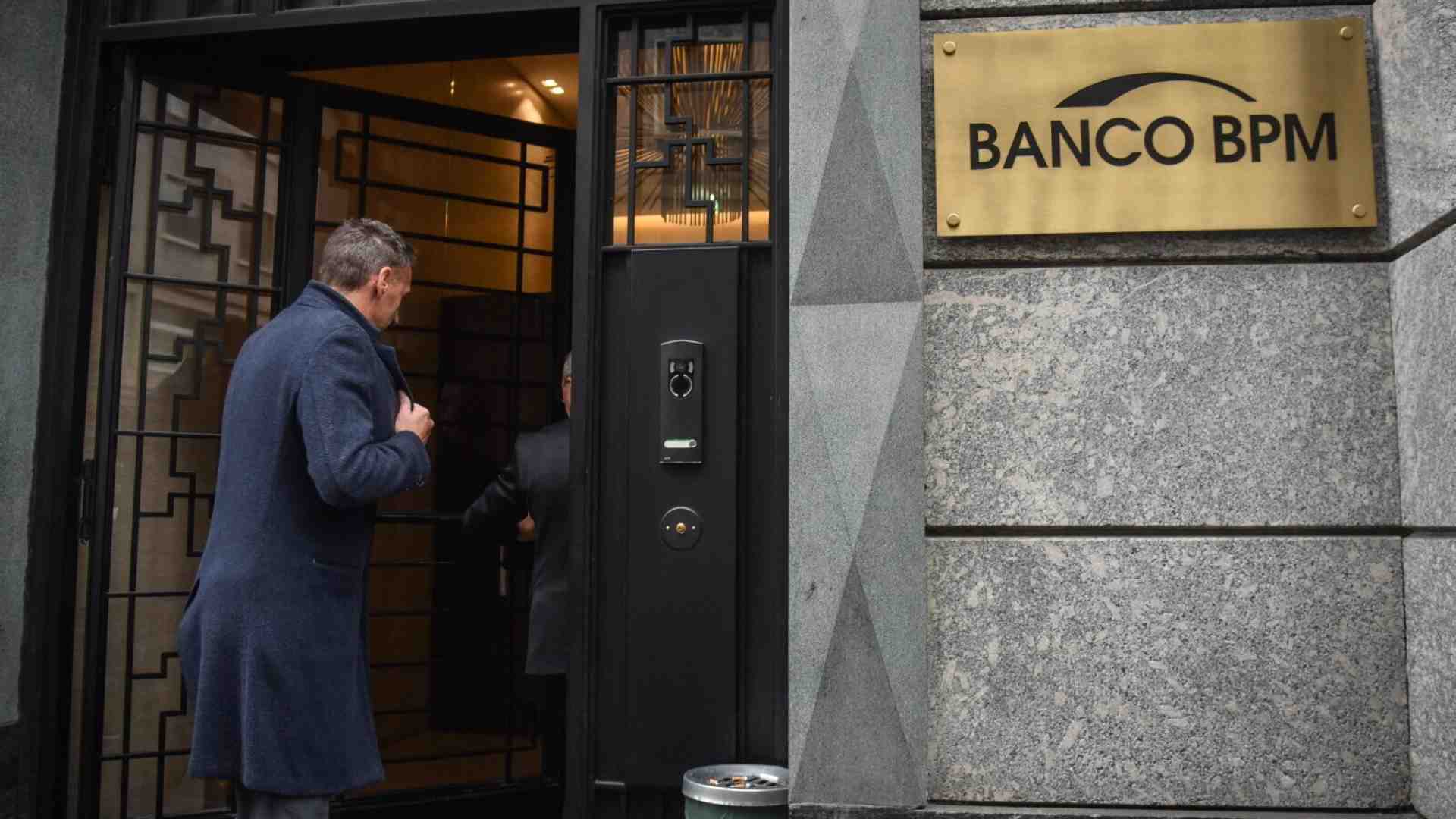 Banco Bpm boccia l'offerta di Unicredit: "Condizioni inusuali e rischio per gli stakeholders"