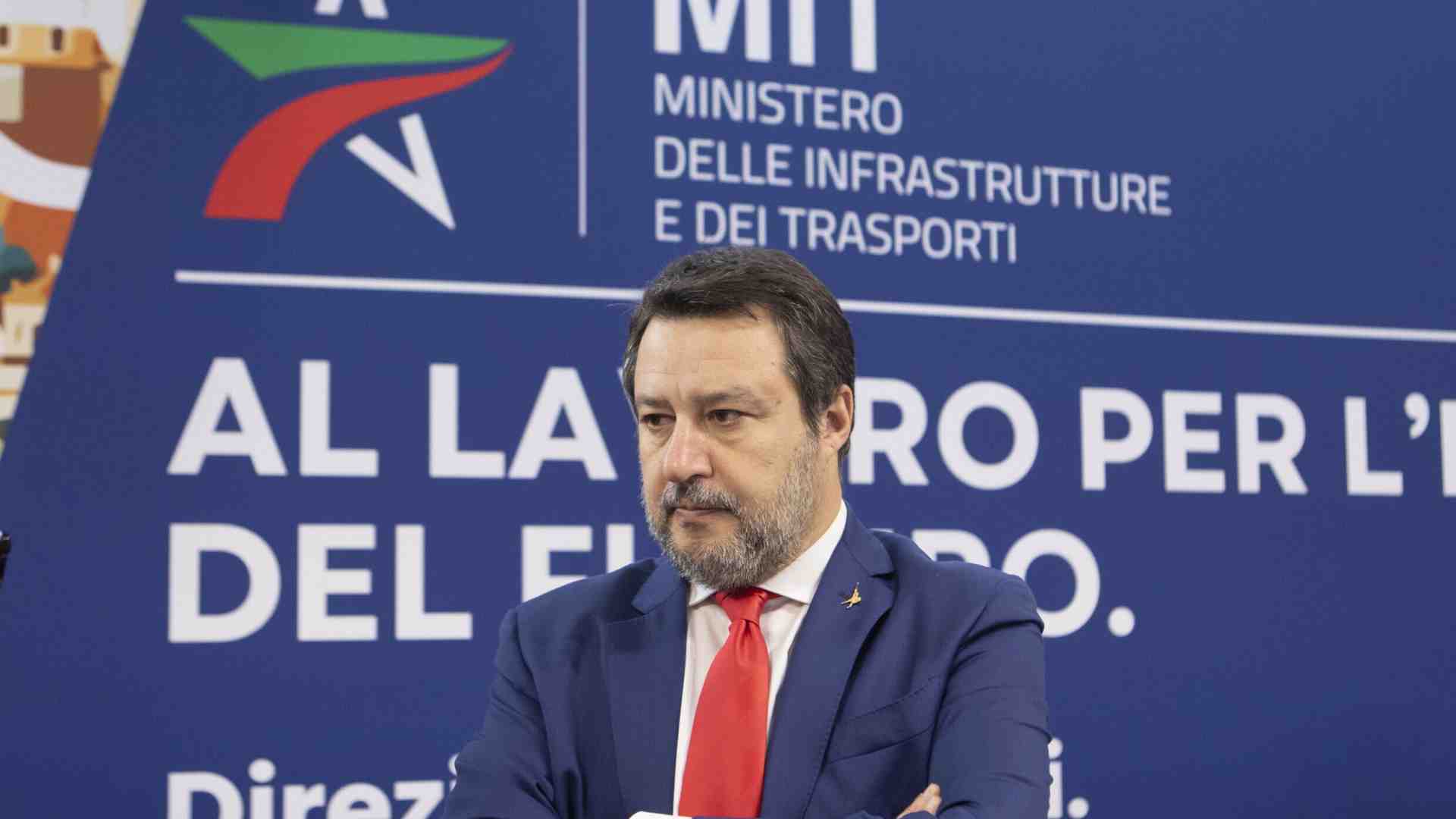 Ma dov’è Marinetti in questa destra pateticamente repressiva sulle strade?