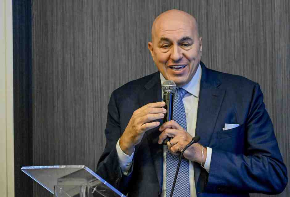 Parenti d'Italia: Crosetto chiama il cugino della moglie nel gabinetto del ministero della Difesa