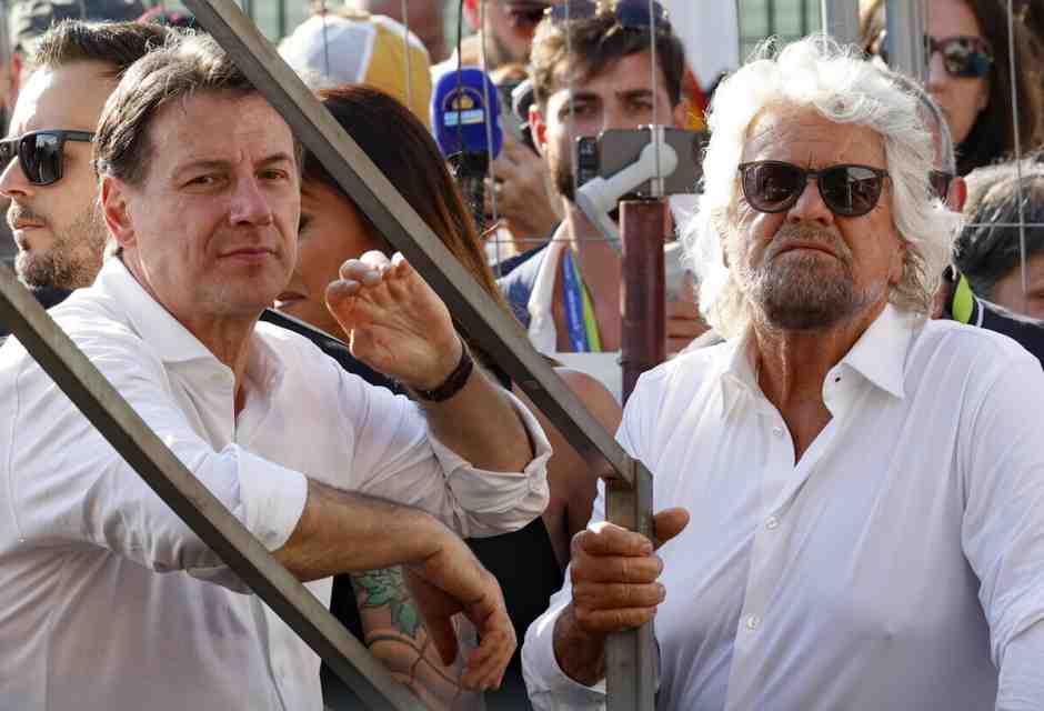 Macché parricidio, nella guerra per il M5s non c'è alcun conflitto di valori