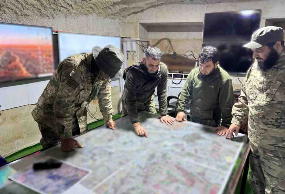 In Siria i ribelli islamisti avanzano su Aleppo e mettono in fuga anche i russi