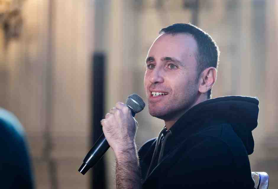 Dilemma Zerocalcare. Più che dei suoi libri, si parla delle sue apparizioni