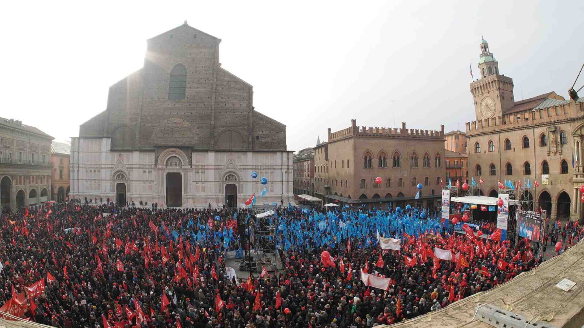 Lo sciopero generale non ferma l'Italia