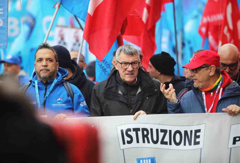 È il giorno dello sciopero generale contro la manovra