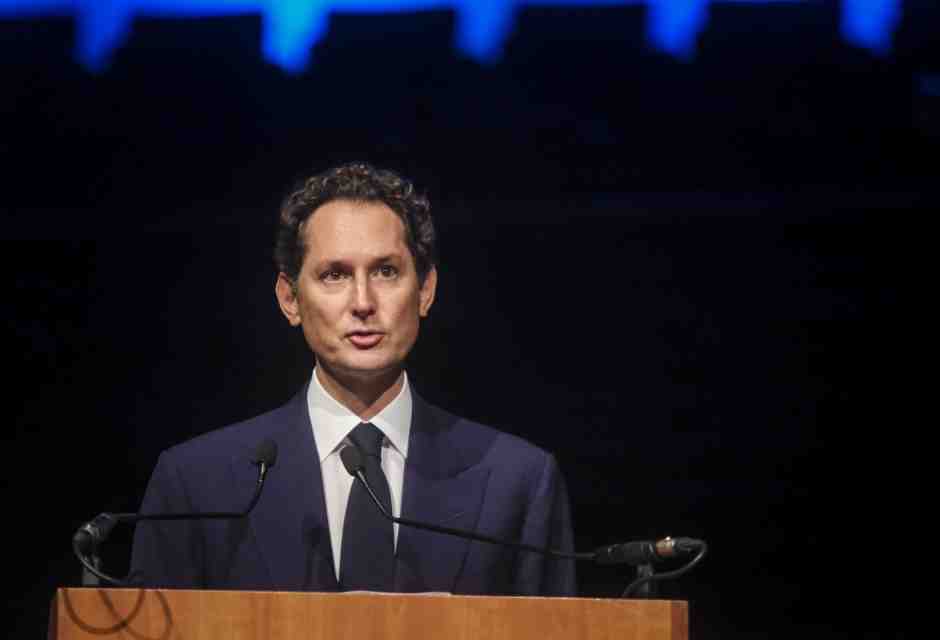 Le strategie di Elkann per Stellantis portano in Francia o negli Stati Uniti