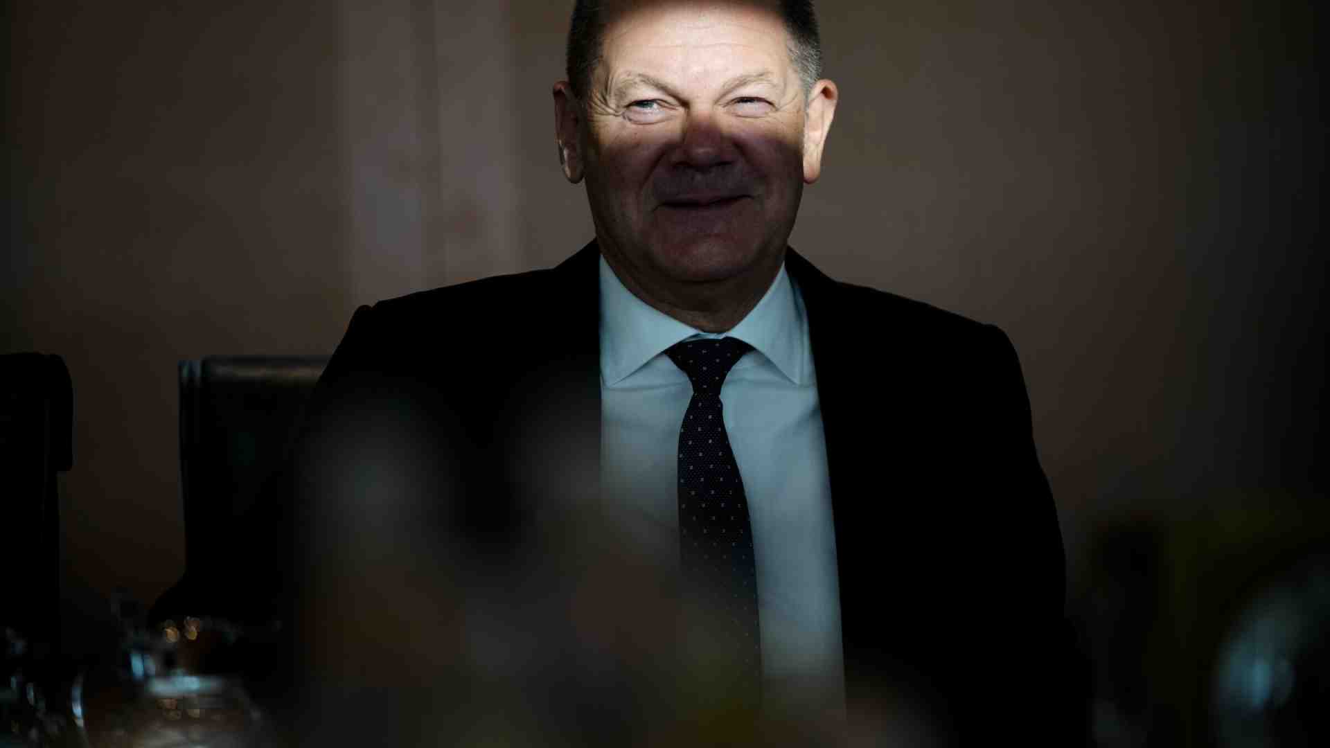 Il cortocircuito di Scholz sull’auto