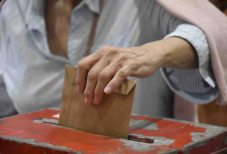 Il rettore di Siena annulla le elezioni per “coercizioni fisiche”. Le associazioni coinvolte: “Diffamati senza prove”