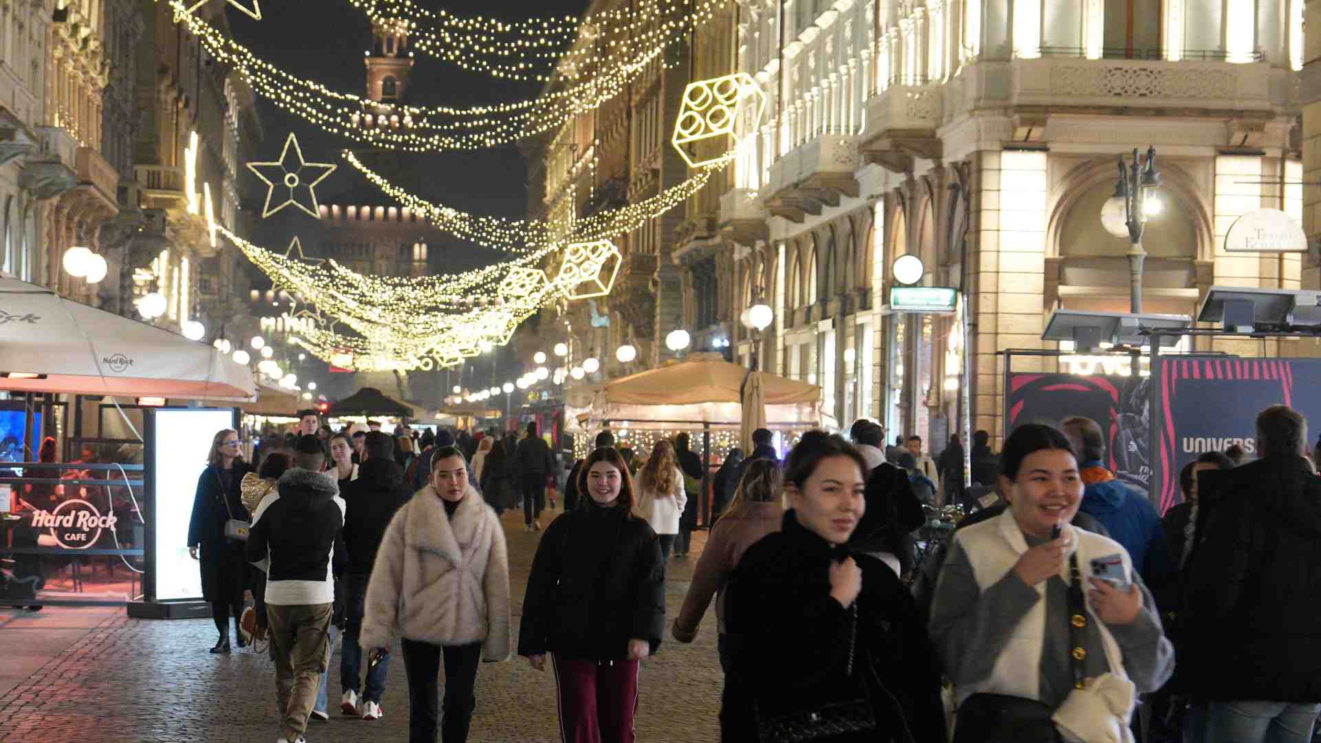 Sorpresa sotto l'albero: consumi in crescita nel mese di dicembre