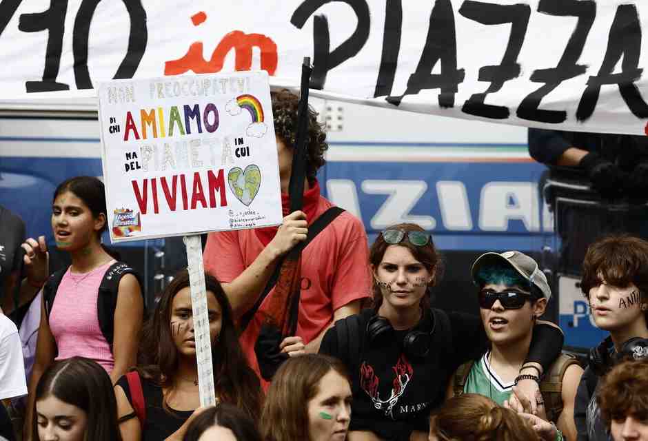 “X”, “Z”, “millennial”. Dividere la società in categorie alimenta preconcetti