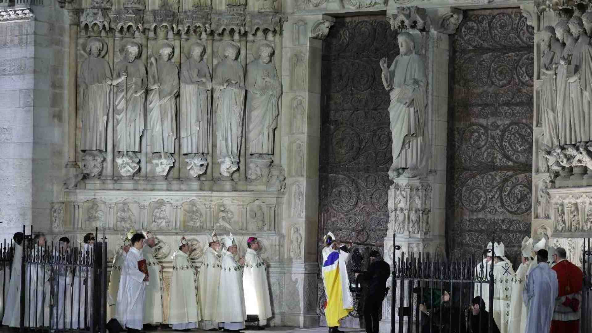 Notre-Dame ritorna ai parigini. Le parole del Papa, i grandi del mondo