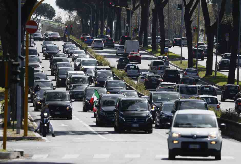 "Sui taxi Salvini mente sapendo di mentire. Pronti a scioperare". Parlano gli Ncc