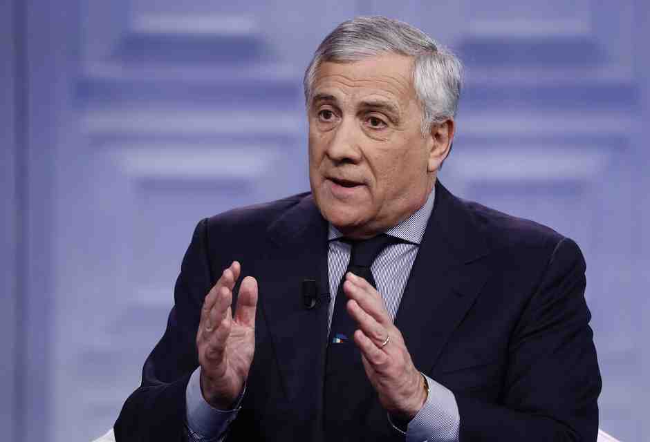 "Il crollo del regime siriano una sconfitta politica per la Russia". Parla Antonio Tajani