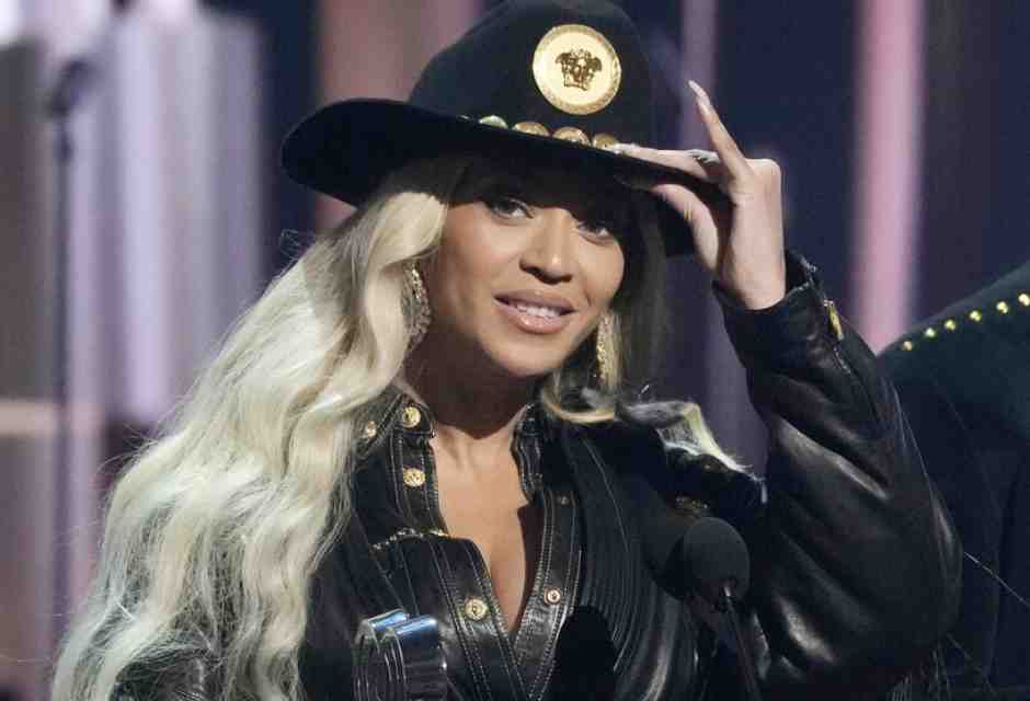 Musica dei bianchi cantata dai neri? L’album di Beyoncé ha sfondato, ma i premi lo snobbano