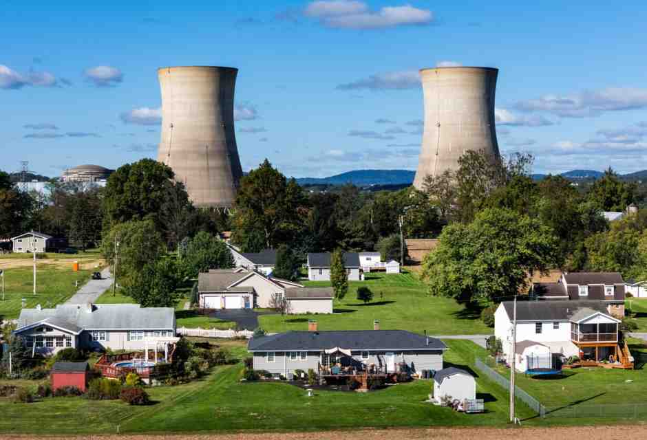 No al nucleare, ma anche alle rinnovabili: il caso di Carlo Petrini