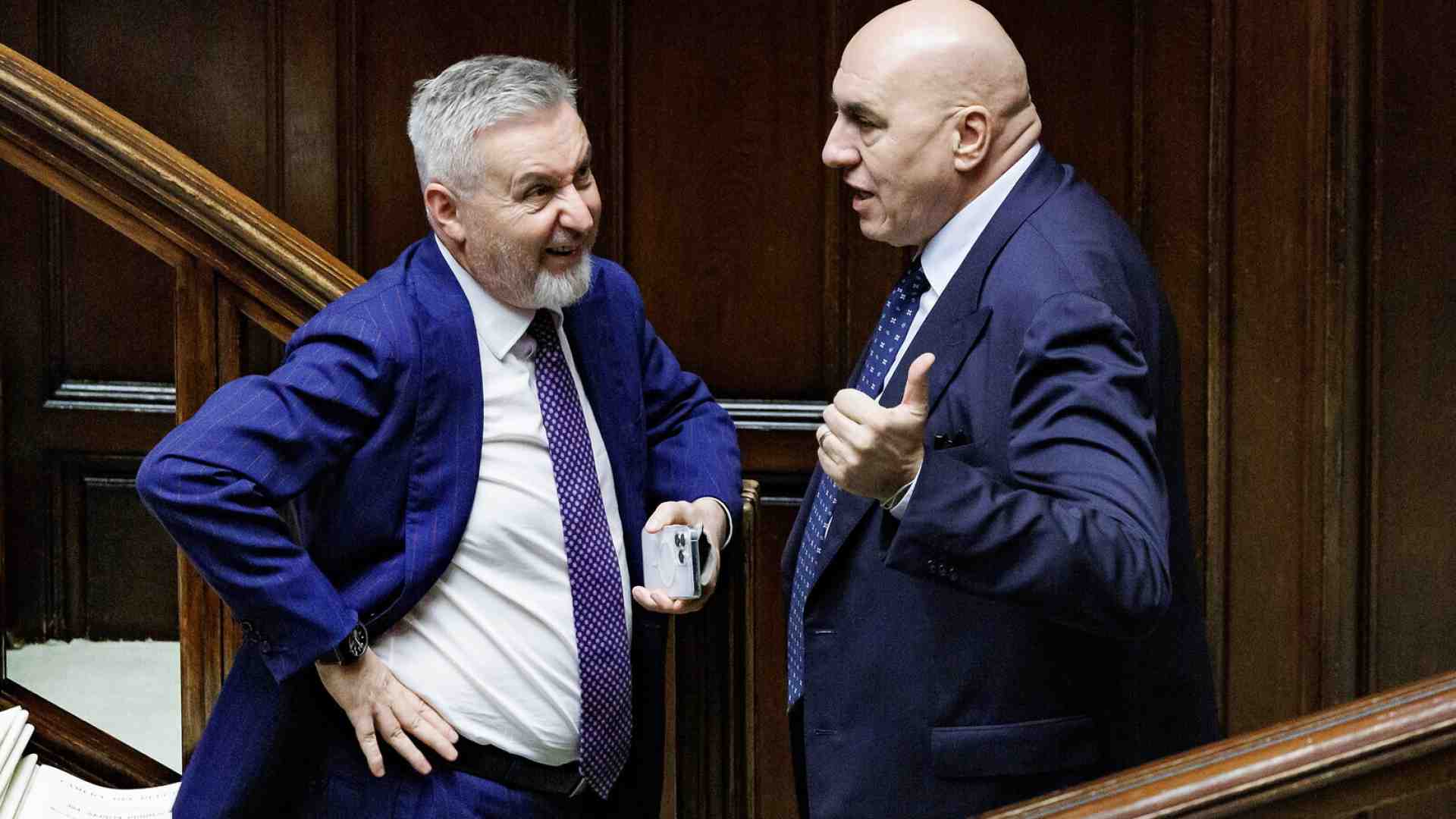 Più soldi alla Nato: è ora di un patto trasversale. Parlano Crosetto e Guerini