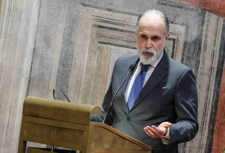 Rai manleva. L'idea della maggioranza: togliere la tutela legale a Report. A gennaio via il grado a Ranucci