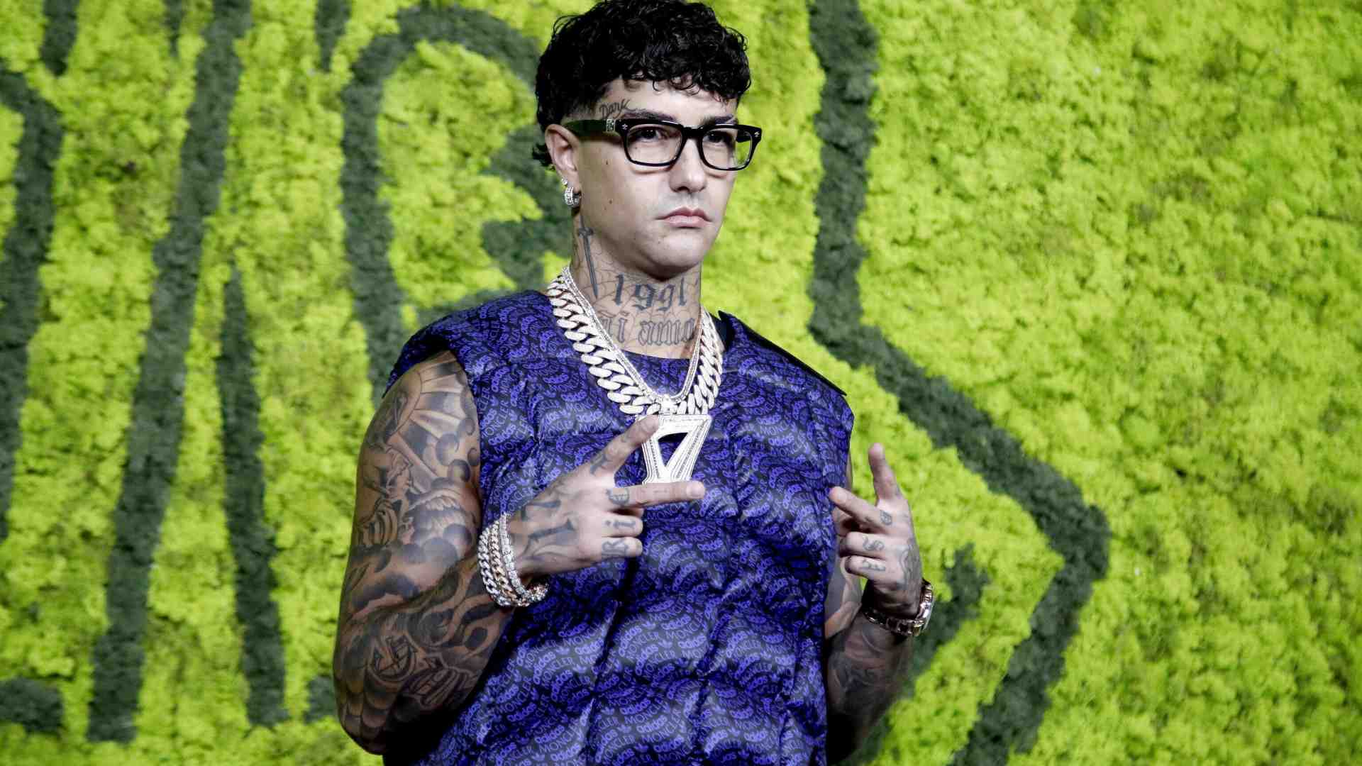 Il caso Tony Effe è un esempio di come il rap somigli sempre più a un film di Alberto Sordi