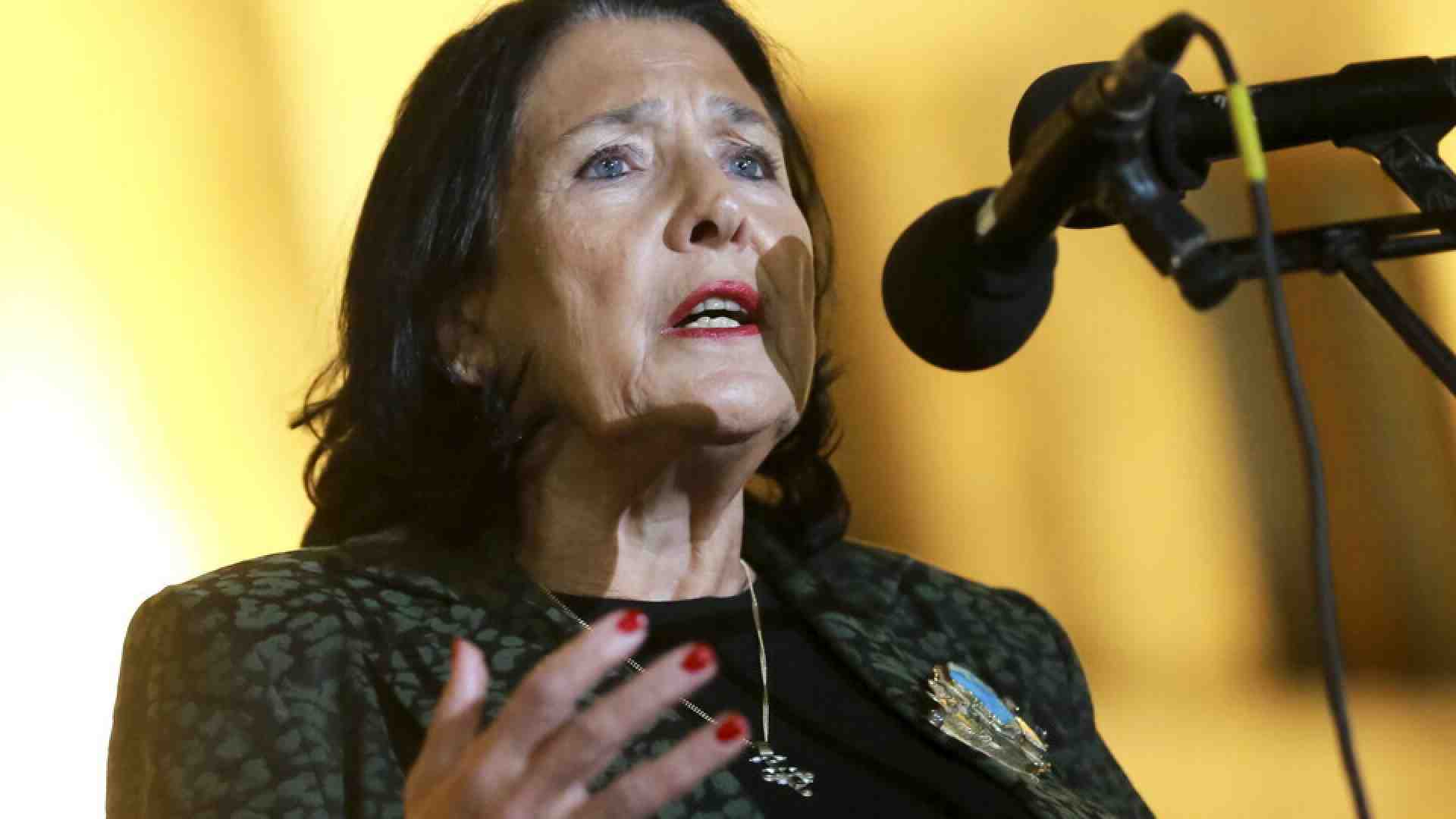 La mia corsa contro il tempo per salvare la democrazia. Parla la presidente della Georgia