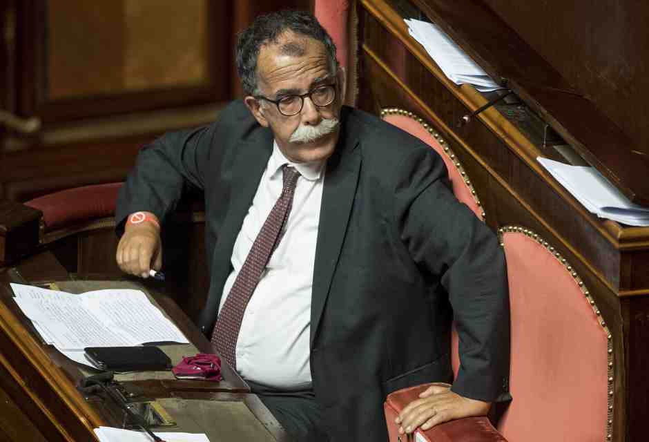 Ruotolo contro Musk. Per salvare la democrazia, il Pd vuole vietare X in Europa