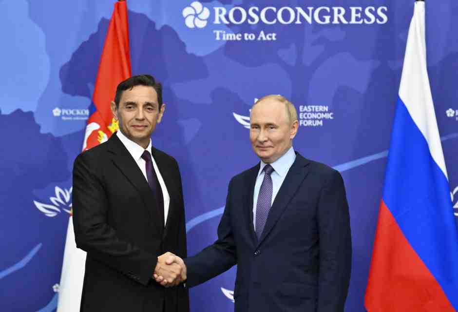 In Serbia, assieme ai favori cinesi, arriva la “legge russa”. La preoccupazione dell’Ue