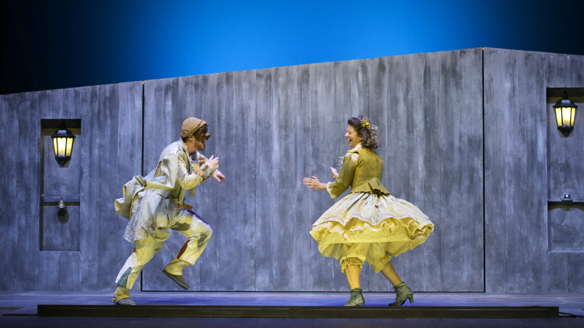 La vita irrompe in scena