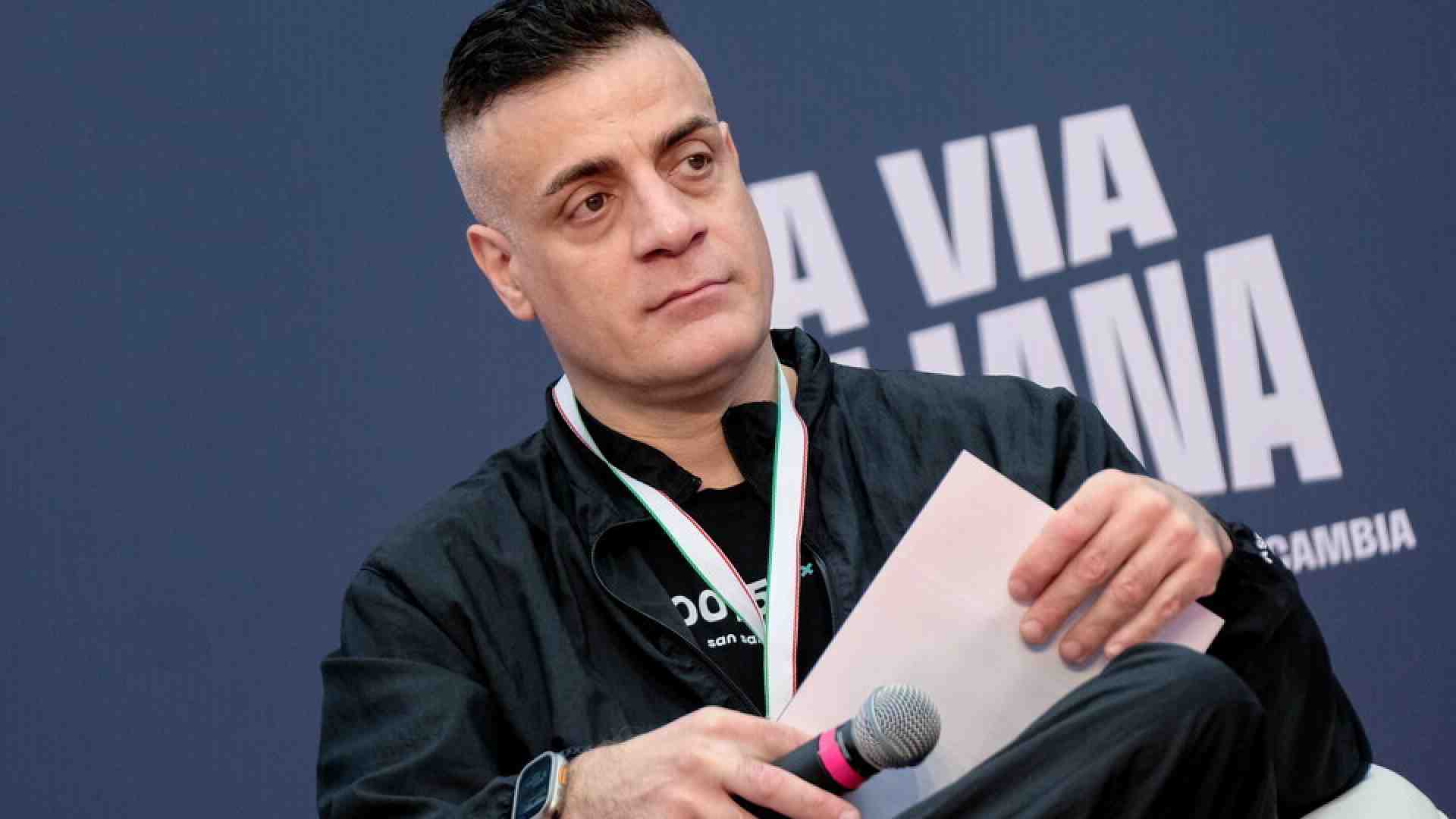 Variabile Cicalone. Lo youtuber che ambisce al Campidoglio e impensierisce la destra